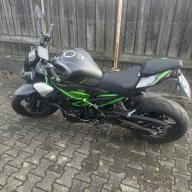 ü40
