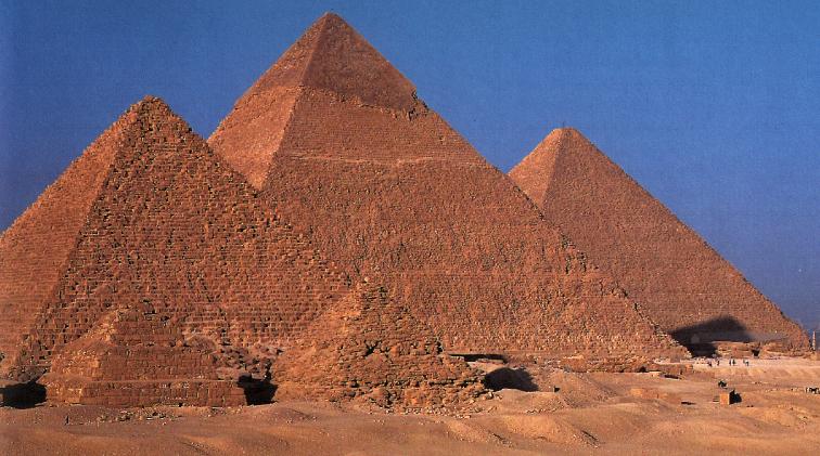 Pyramide.JPG